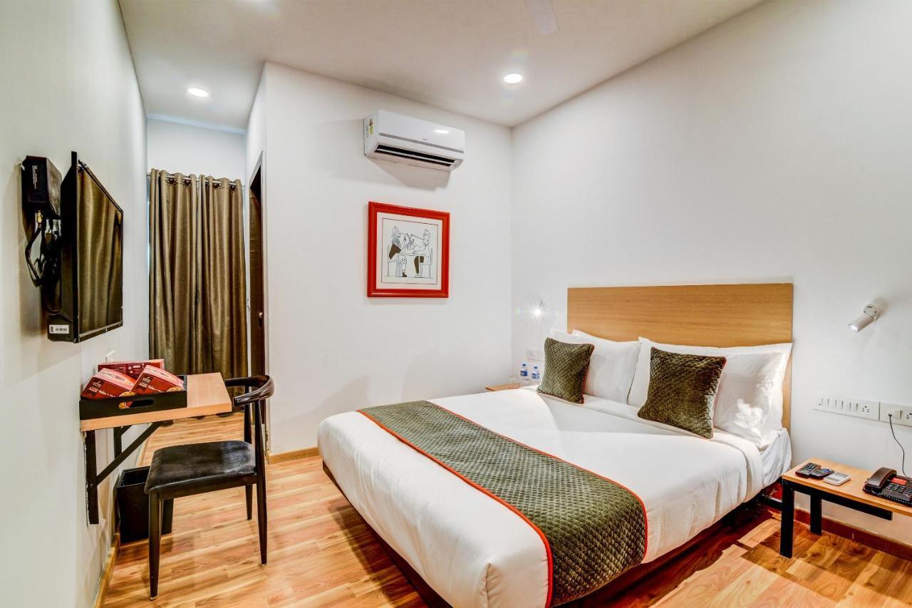 Oyo Townhouse 104 Koramangala Maharaja Signal Hotell Bangalore Eksteriør bilde