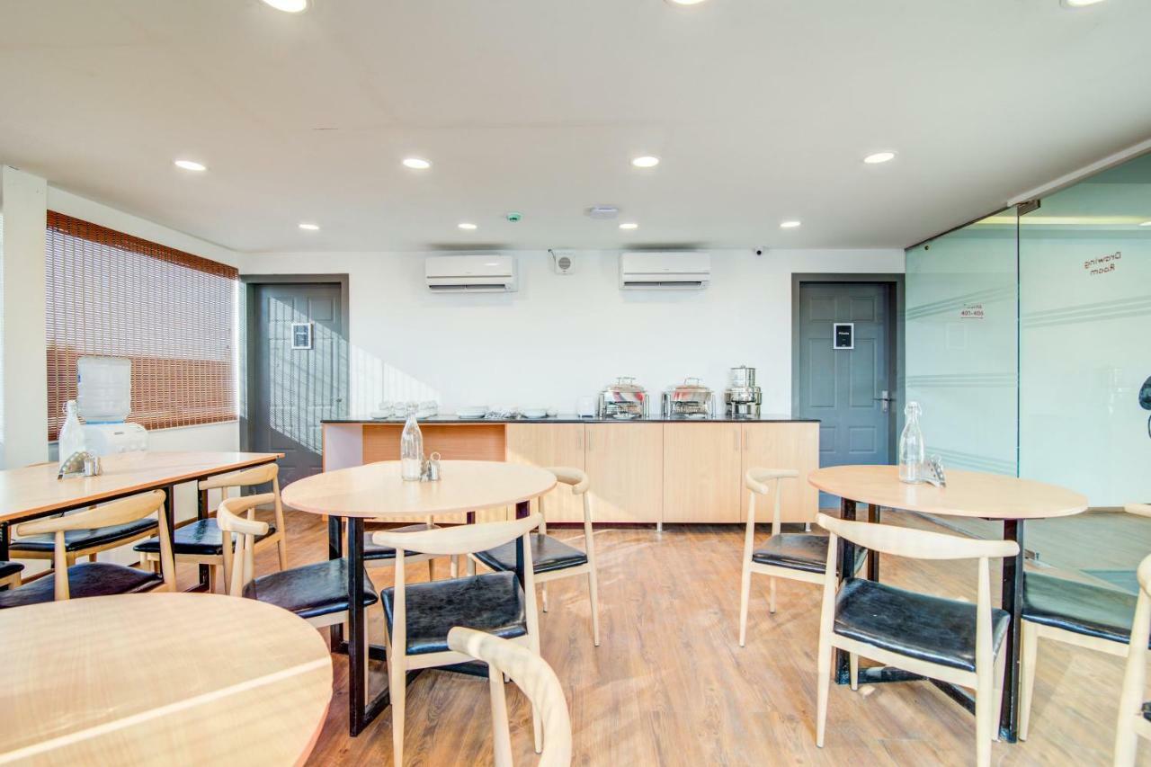 Oyo Townhouse 104 Koramangala Maharaja Signal Hotell Bangalore Eksteriør bilde
