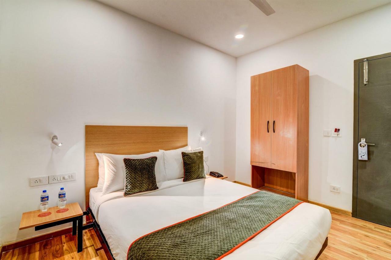 Oyo Townhouse 104 Koramangala Maharaja Signal Hotell Bangalore Eksteriør bilde