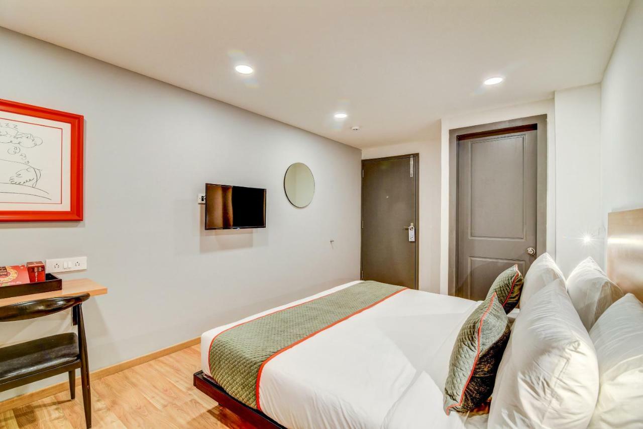 Oyo Townhouse 104 Koramangala Maharaja Signal Hotell Bangalore Eksteriør bilde