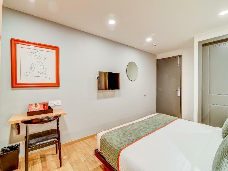 Oyo Townhouse 104 Koramangala Maharaja Signal Hotell Bangalore Eksteriør bilde